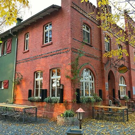 Landhaus Dessau Hotel Exterior photo