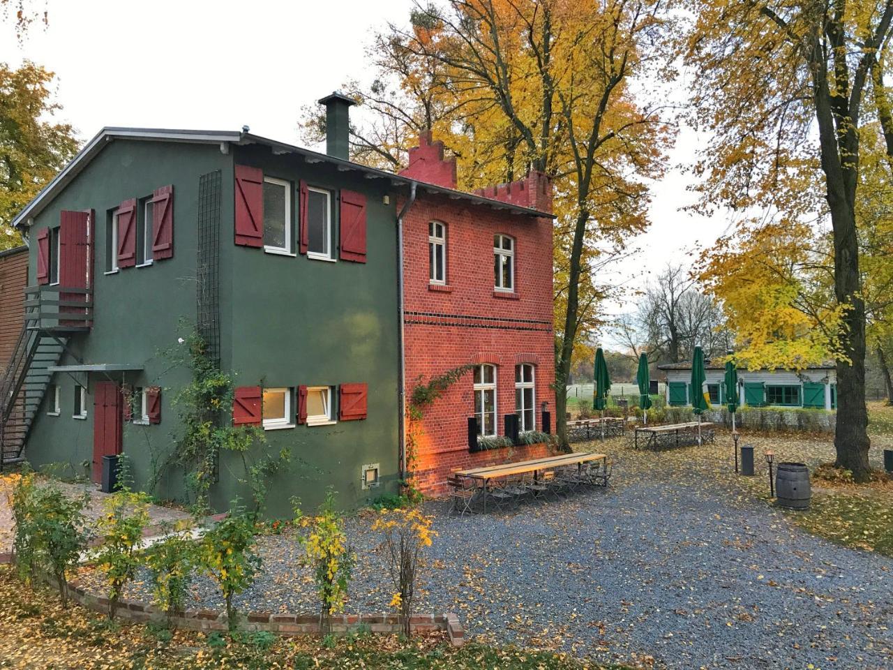 Landhaus Dessau Hotel Exterior photo